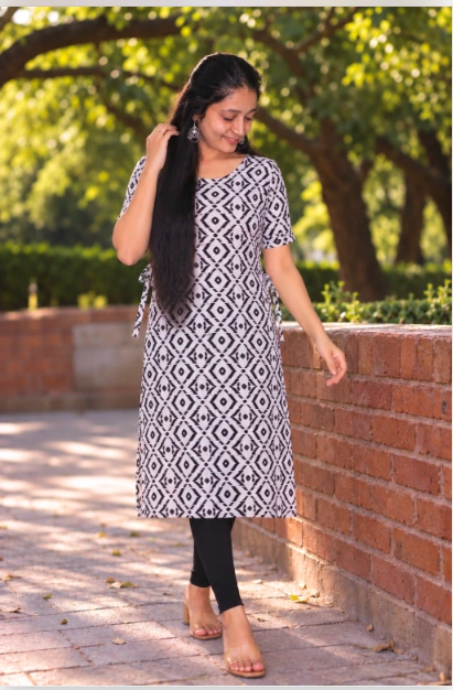 Maira Diamond Side-Tie and Corset Kurti 🖤 - alt
